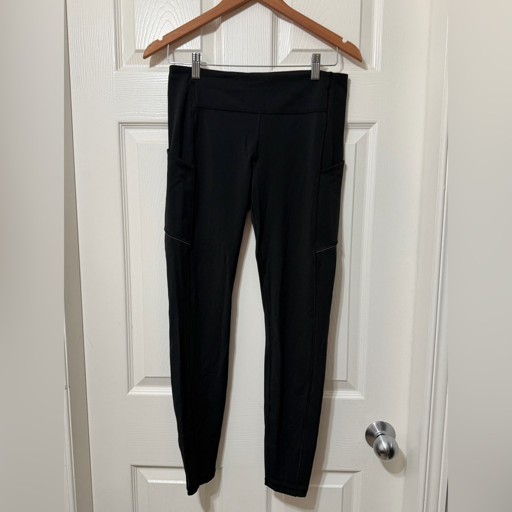 Lululemon athletica speed up tight size 8 euc